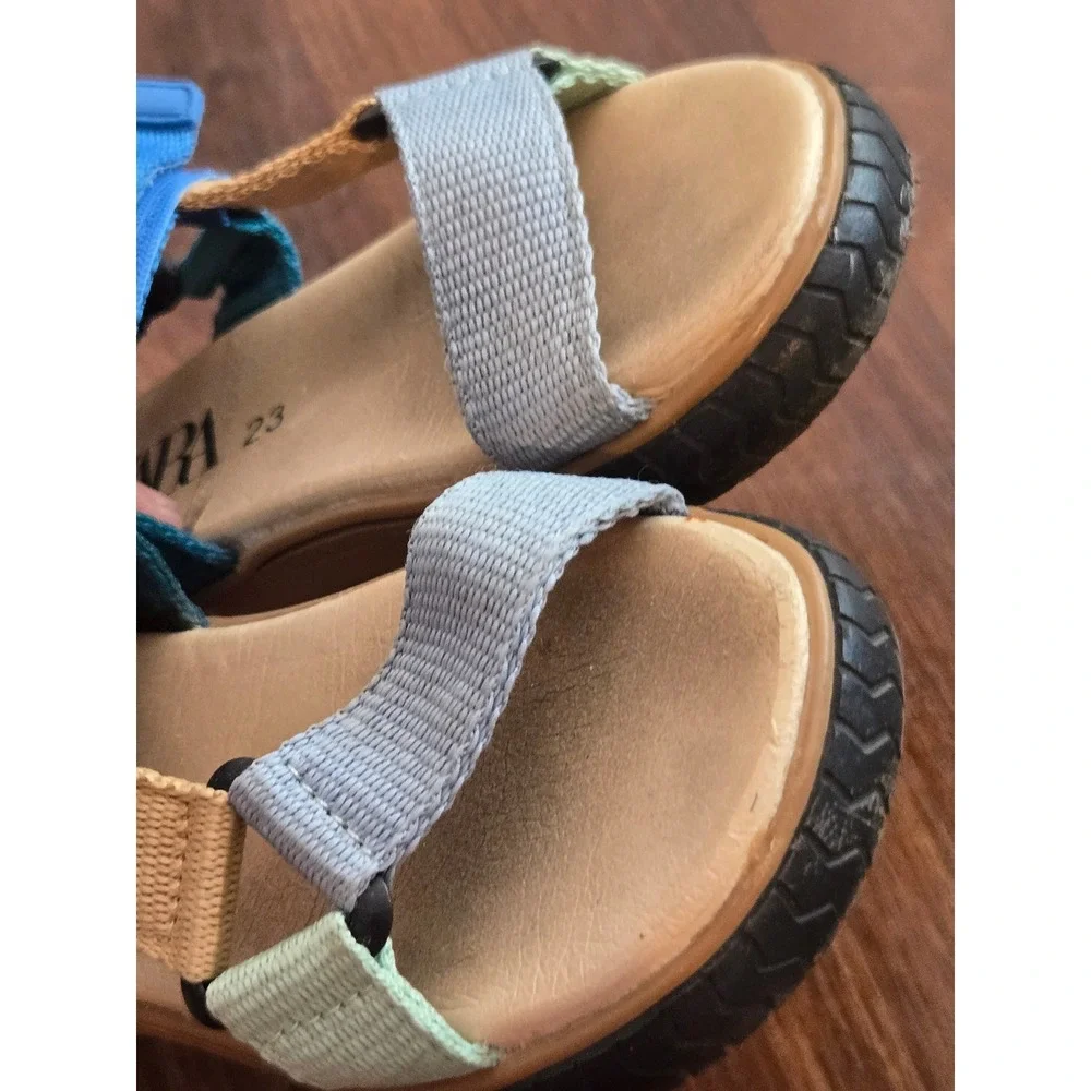 Zara Kids Colorblock Strappy Sport Sandals Blue Tan Size 23 US 7 Toddler